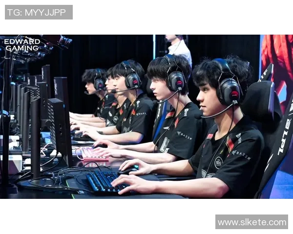 提升电竞比分科学和平精英个人能力的有效训练方法探讨与实践分享