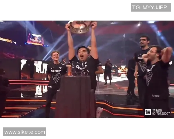 DOTA2分析JDG在阵地战中的优劣势与战术调整探讨实时数据