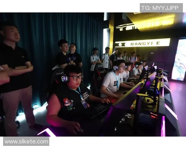 电竞新闻S15LOL比分王者荣耀技术排行榜V5强势夺冠引发热议和关注