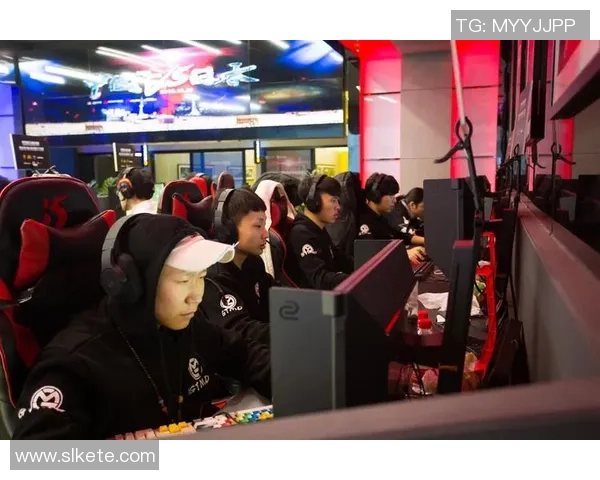 电竞新闻揭秘和平精英成功背后的故事与周强的独特见解